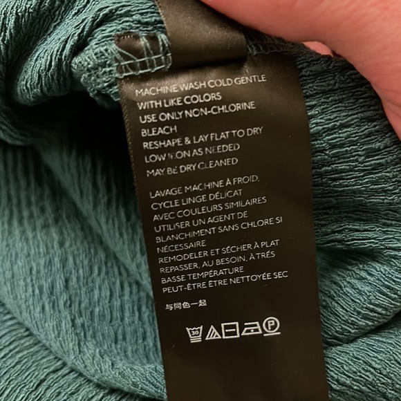 EUC Anthropologie Long Sleeve Textured top - size small - Picture 5 of 8